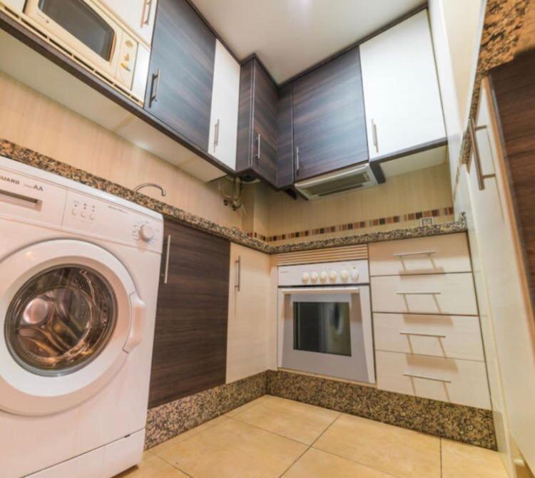 Calle Cuesta Apartment - Near Beach Fuengirola Zewnętrze zdjęcie